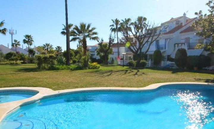 Adosada en venta en Marbella - Golden Mile and Nagüeles 11