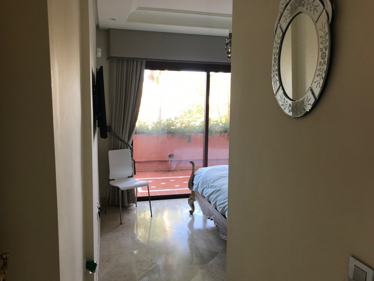 Apartment for sale in Marbella - Nueva Andalucía 7