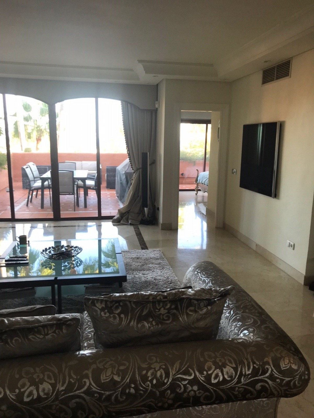 Apartment for sale in Marbella - Nueva Andalucía 13