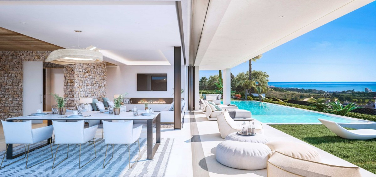 Villa for sale in Estepona 1