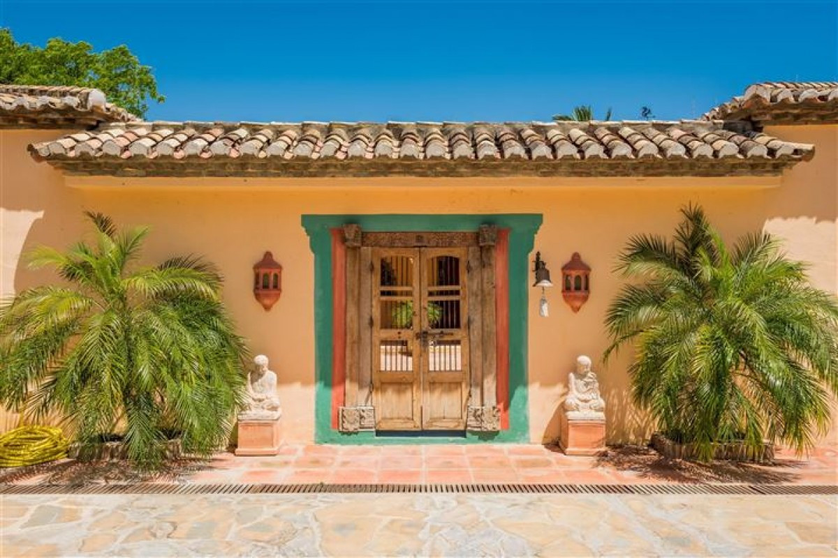 Villa for sale in Benahavís 5