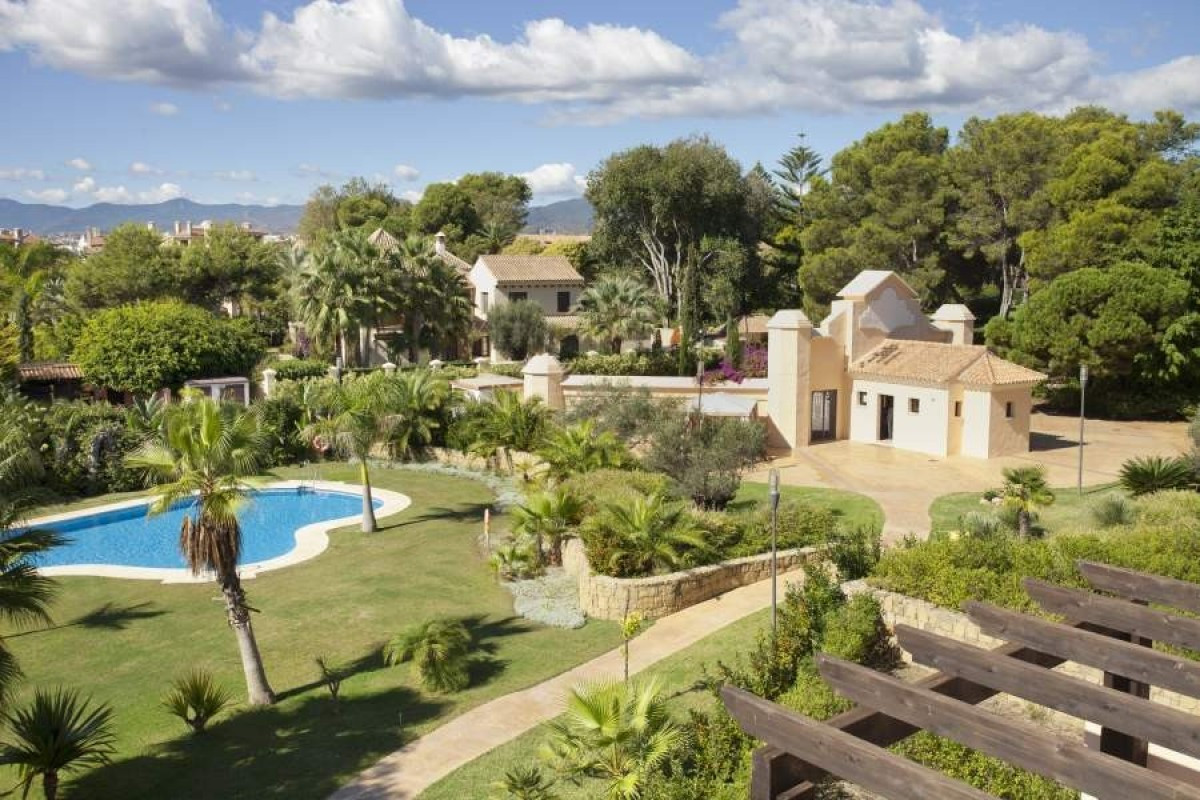 Apartment for sale in Marbella - Nueva Andalucía 1