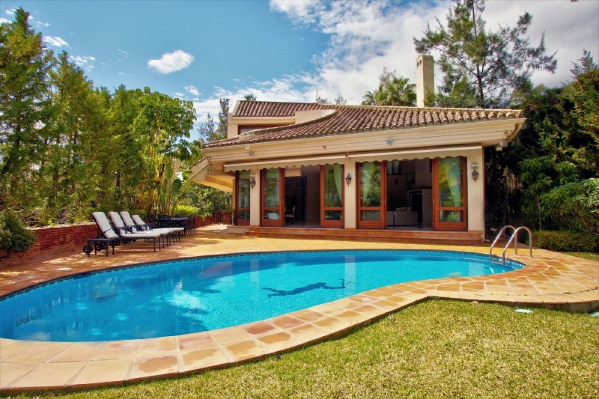 Villa for sale in Benahavís 1