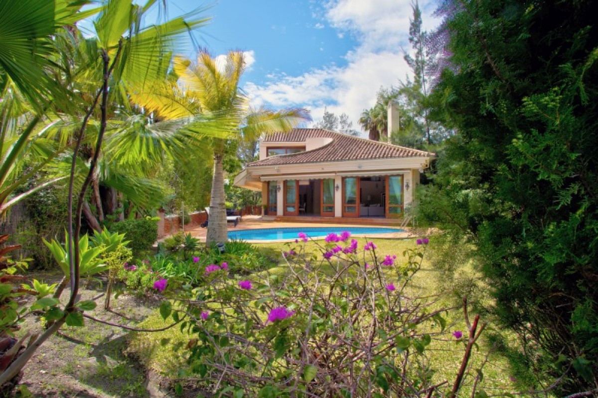 Villa for sale in Benahavís 11