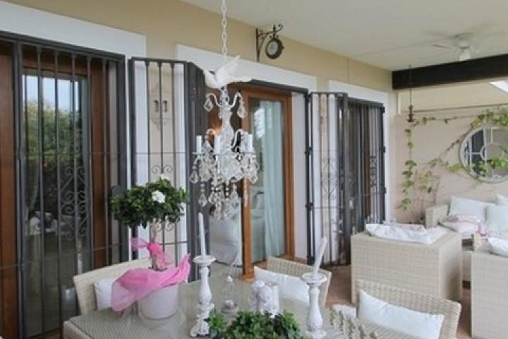 Townhouse for sale in Estepona 19