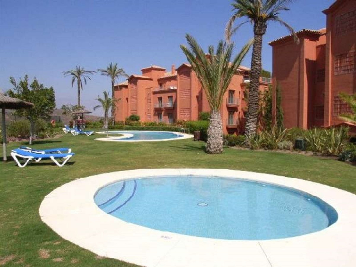 Appartement te koop in Estepona 17