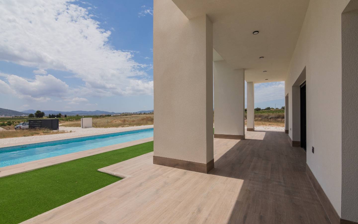 Villa for sale in Alicante 40