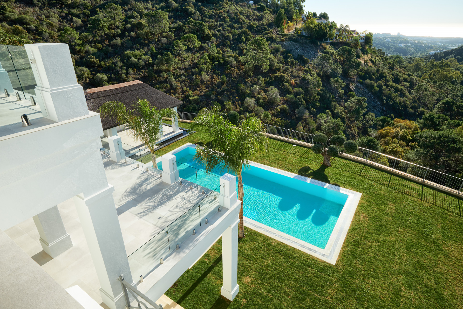 Villa for sale in Marbella - Golden Mile and Nagüeles 17