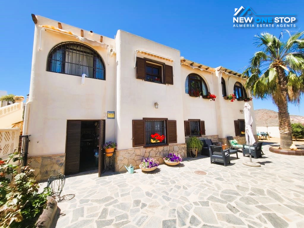 Townhouse te koop in Mojacar är Roquetas de Mar 1