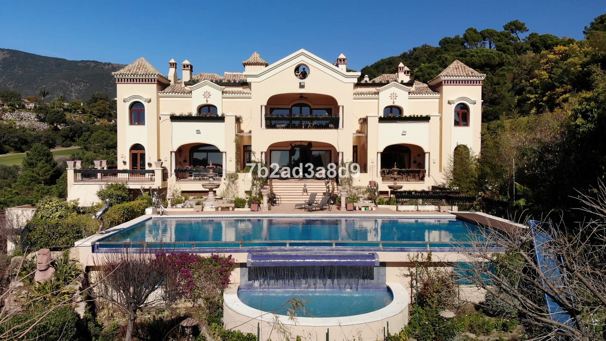 Property Image 630067-la-zagaleta-villa-12-15