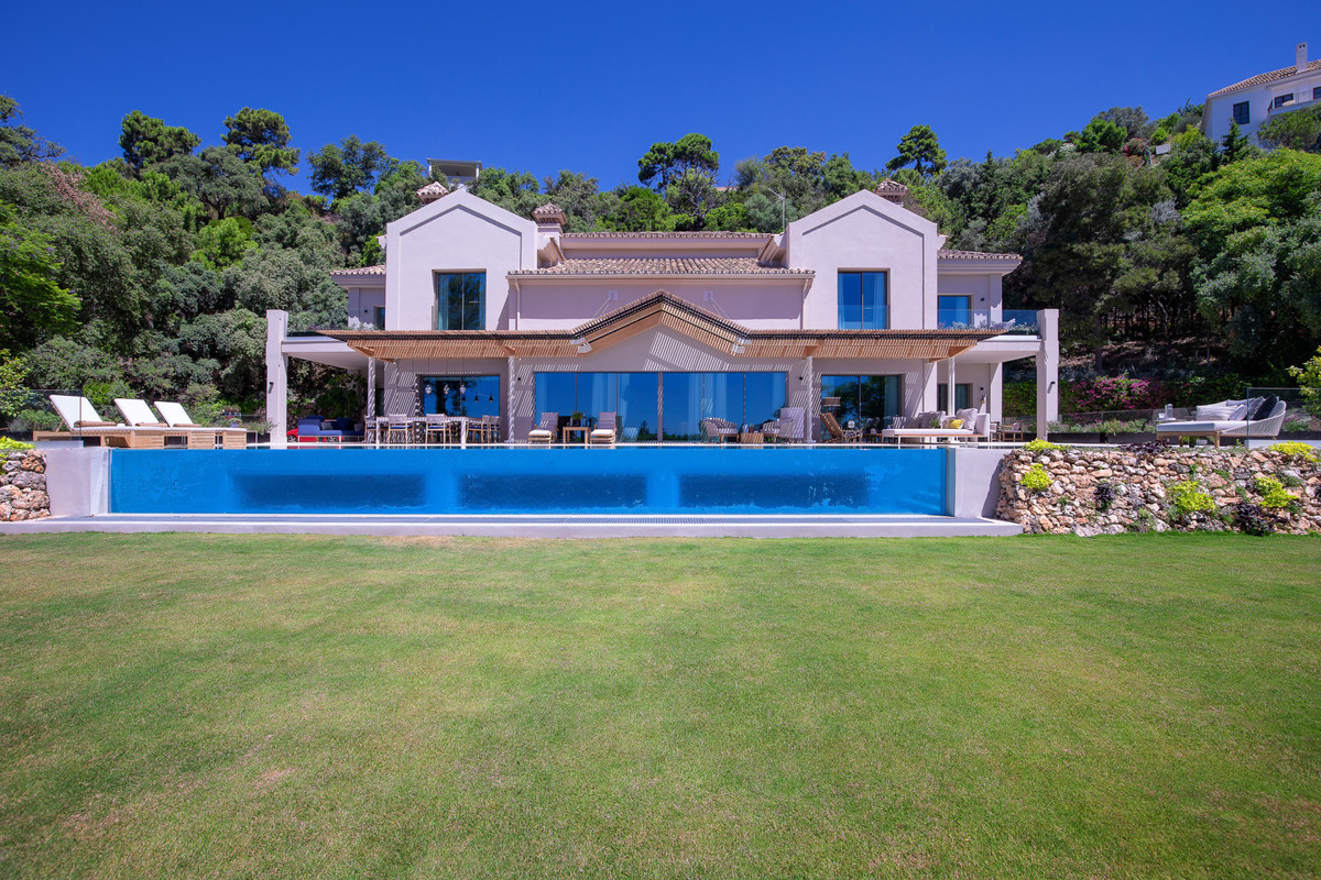 Villa for sale in Benahavís 10