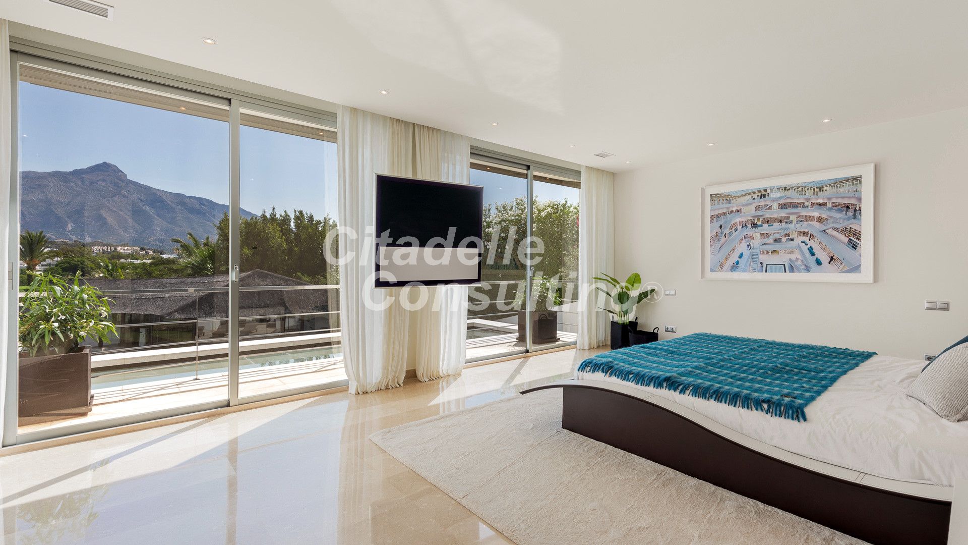 Villa te koop in Marbella - Nueva Andalucía 14