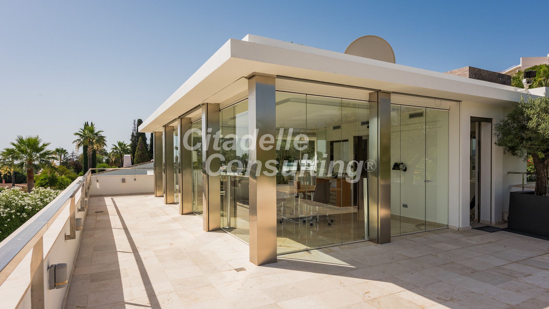 Villa te koop in Marbella - Nueva Andalucía 37