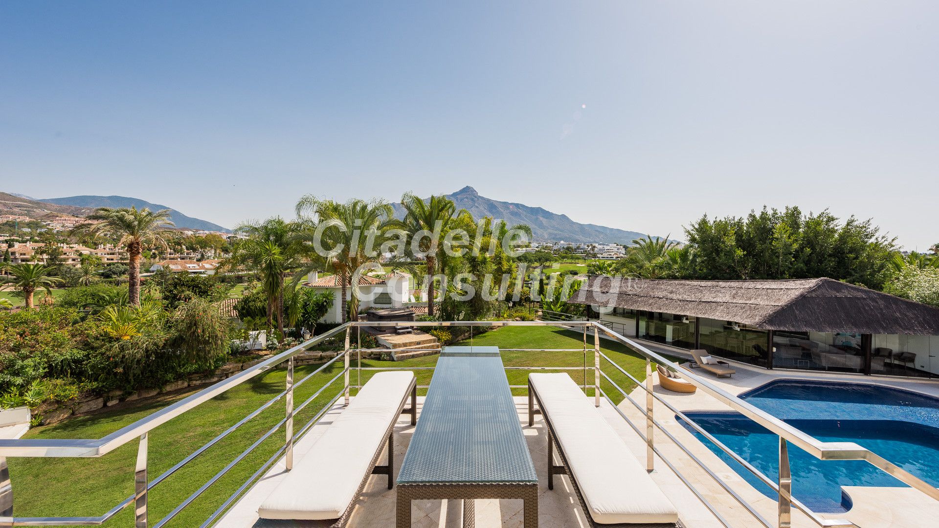 Villa te koop in Marbella - Nueva Andalucía 9