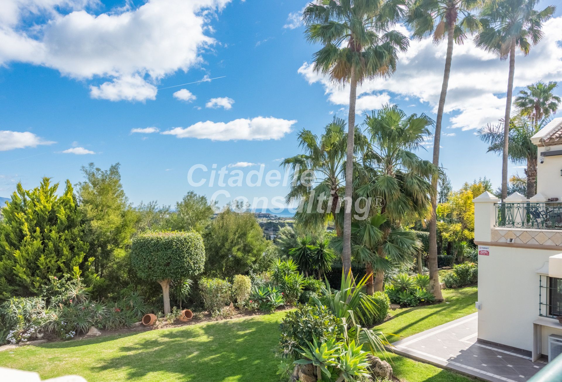 Villa for sale in Estepona 19