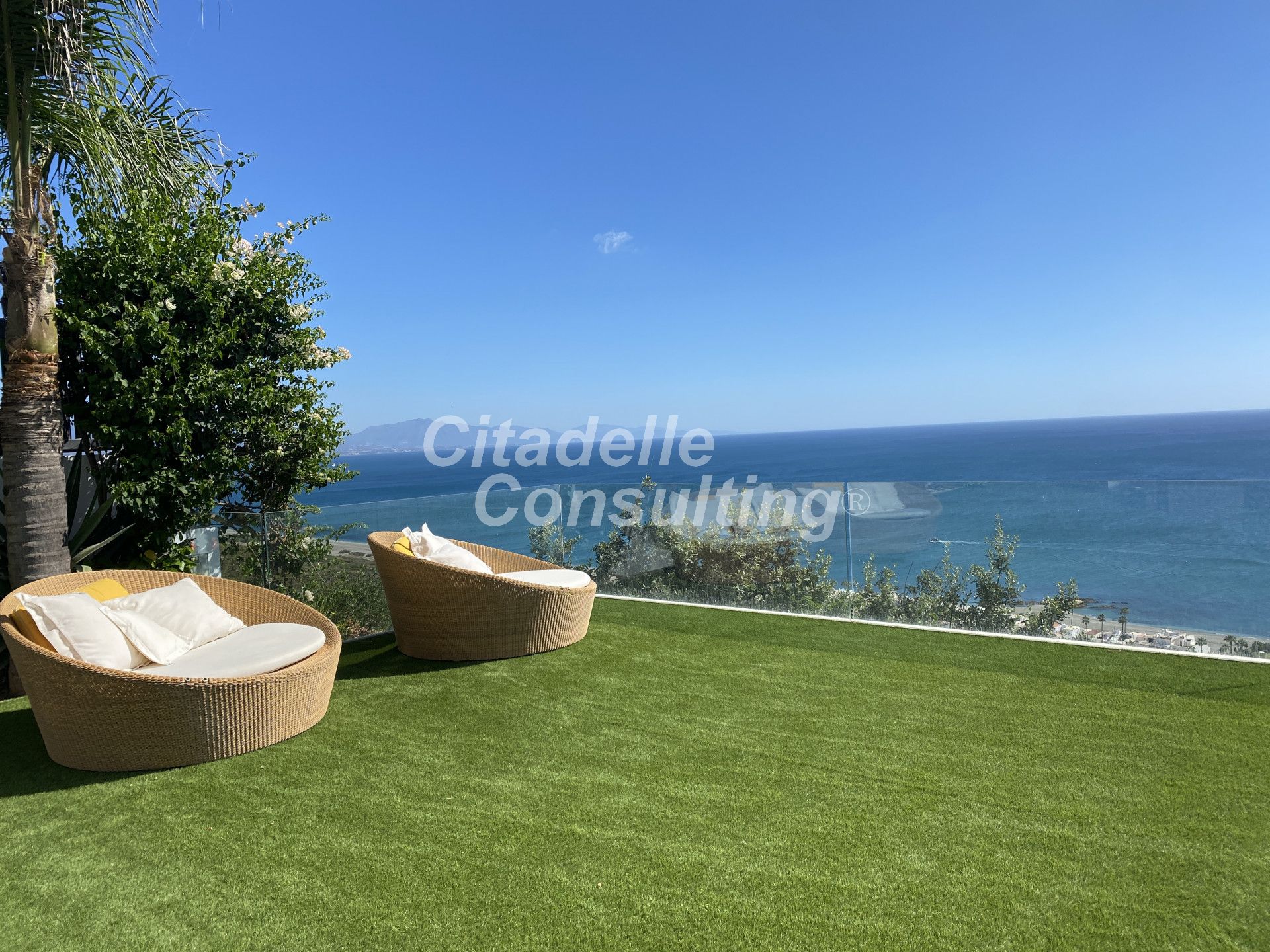 Villa for sale in Manilva 4