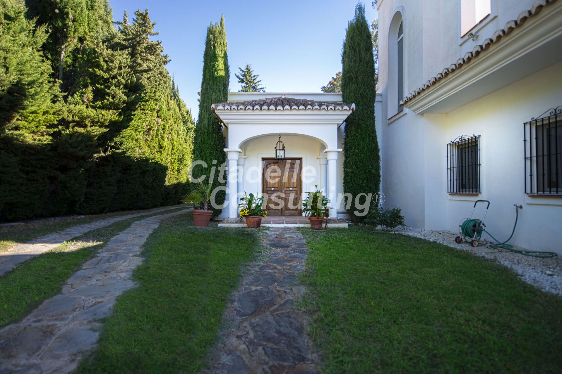 Villa for sale in Marbella - San Pedro and Guadalmina 9