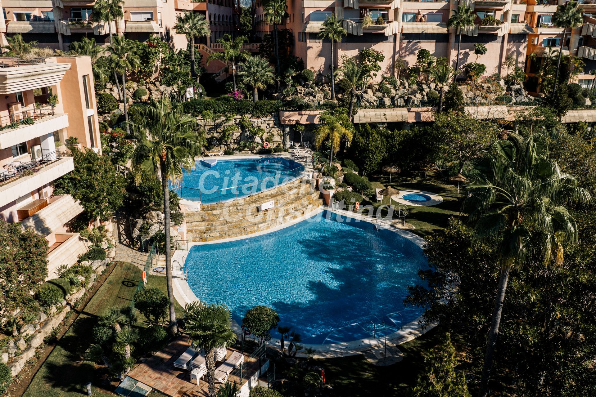 Penthouse for sale in Marbella - Nueva Andalucía 43