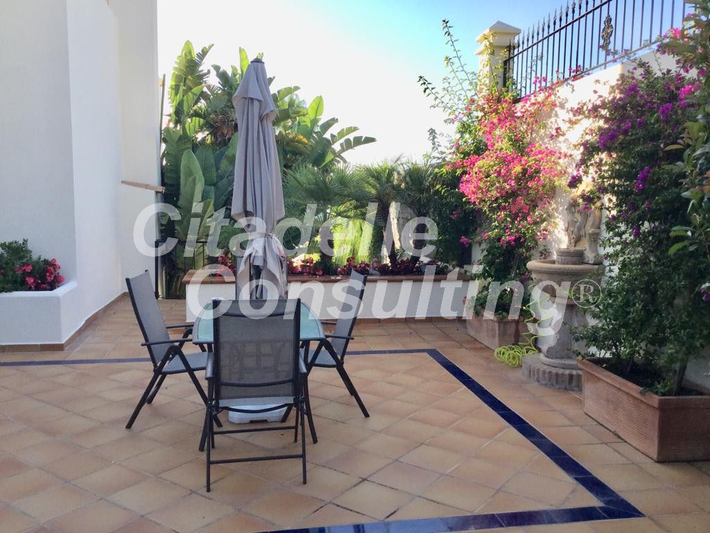 Villa for sale in Benahavís 10