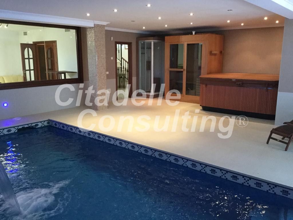 Villa for sale in Benahavís 3