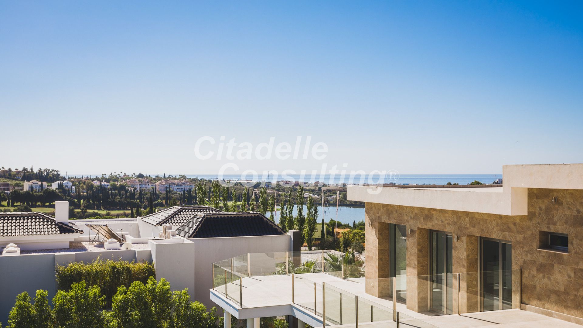 Villa for sale in Benahavís 14