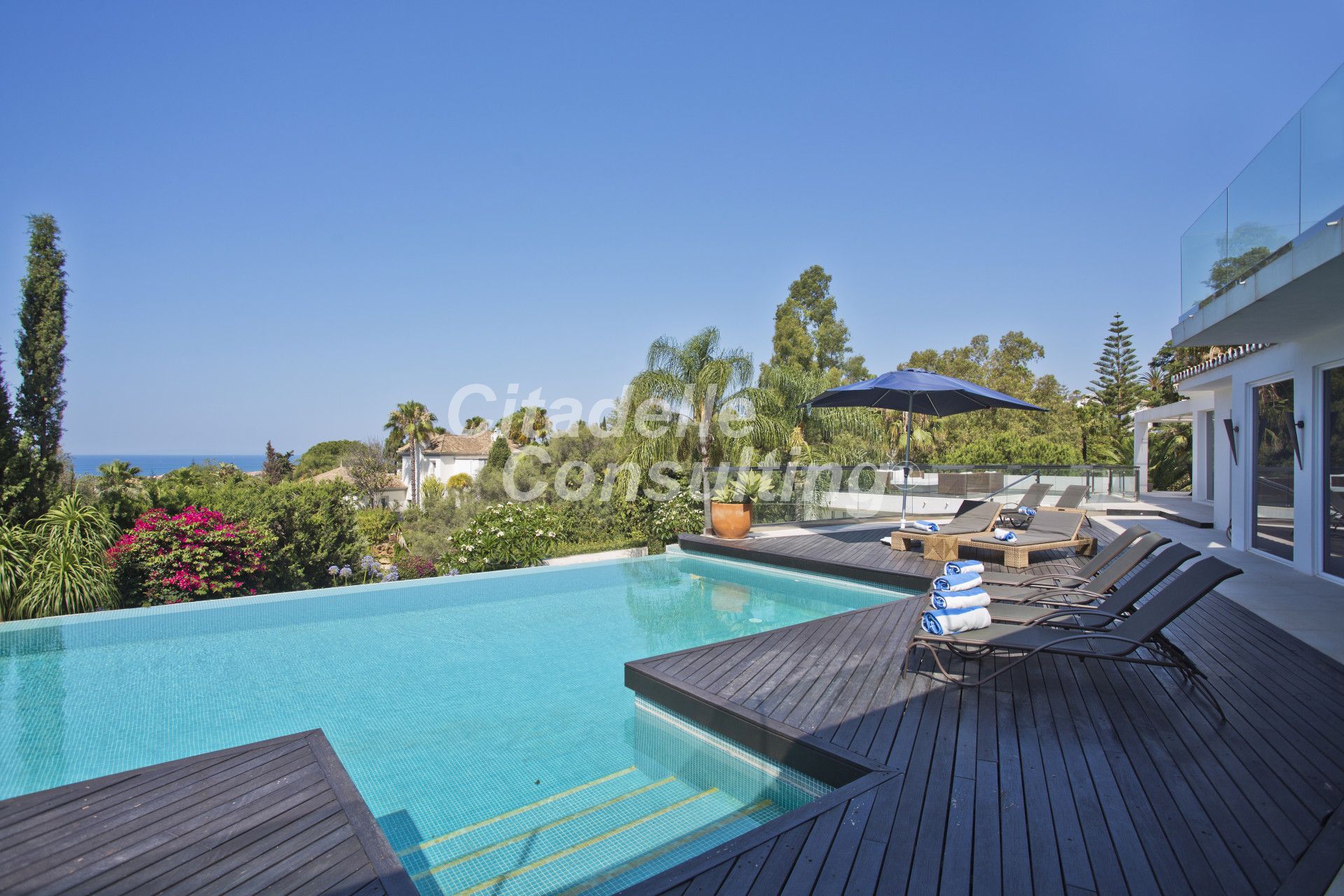 Chalé en venta en Marbella - East 3