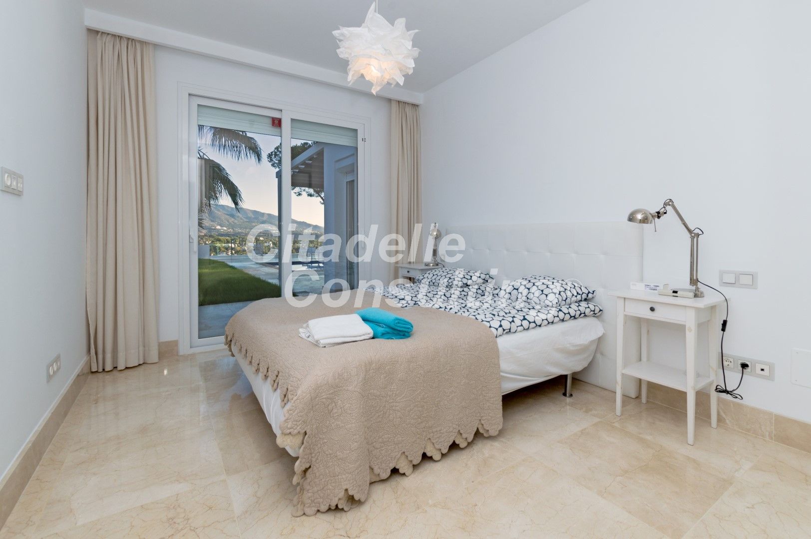 Villa for sale in Marbella - Nueva Andalucía 22