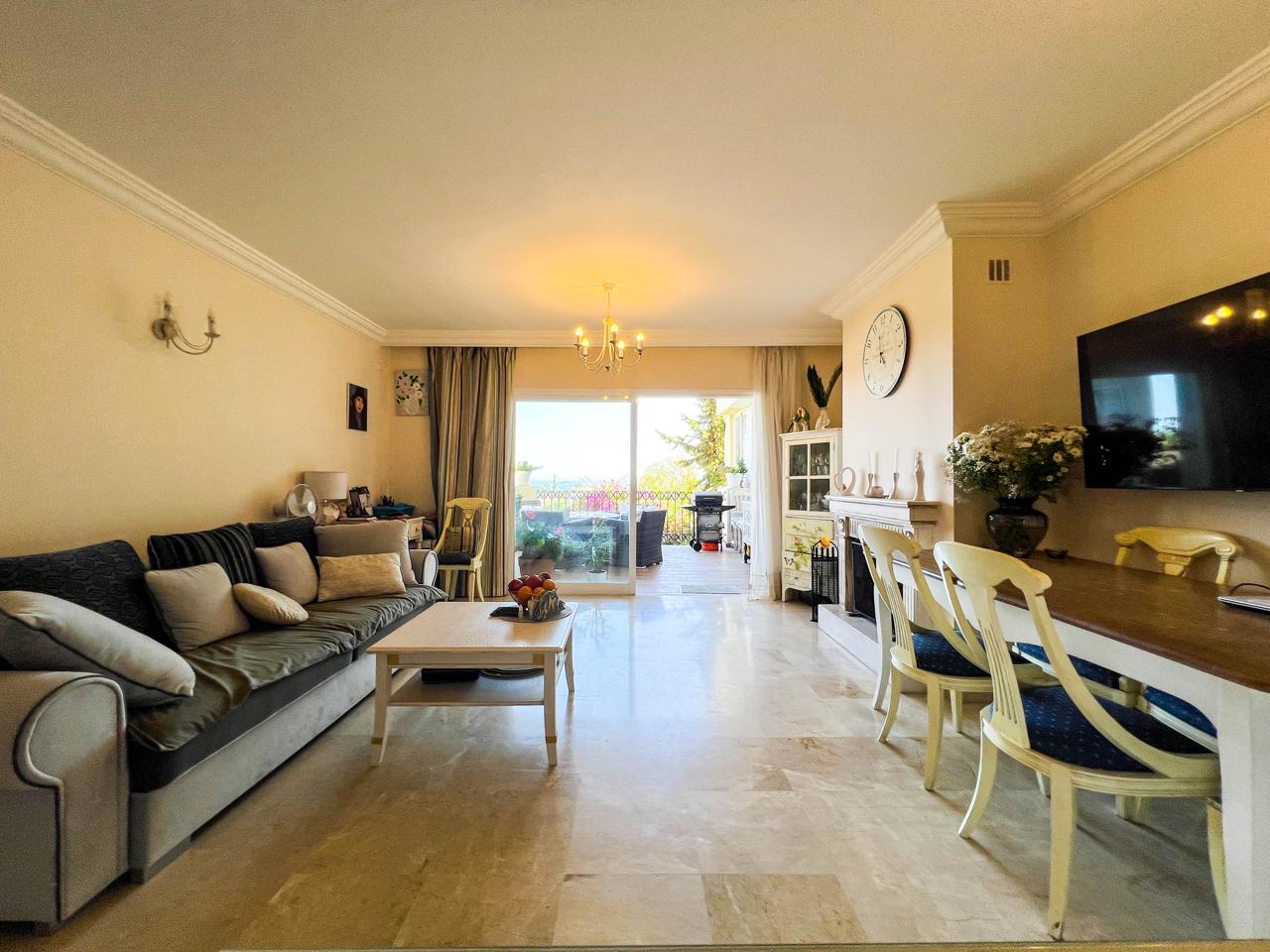 Apartment for sale in Estepona 3