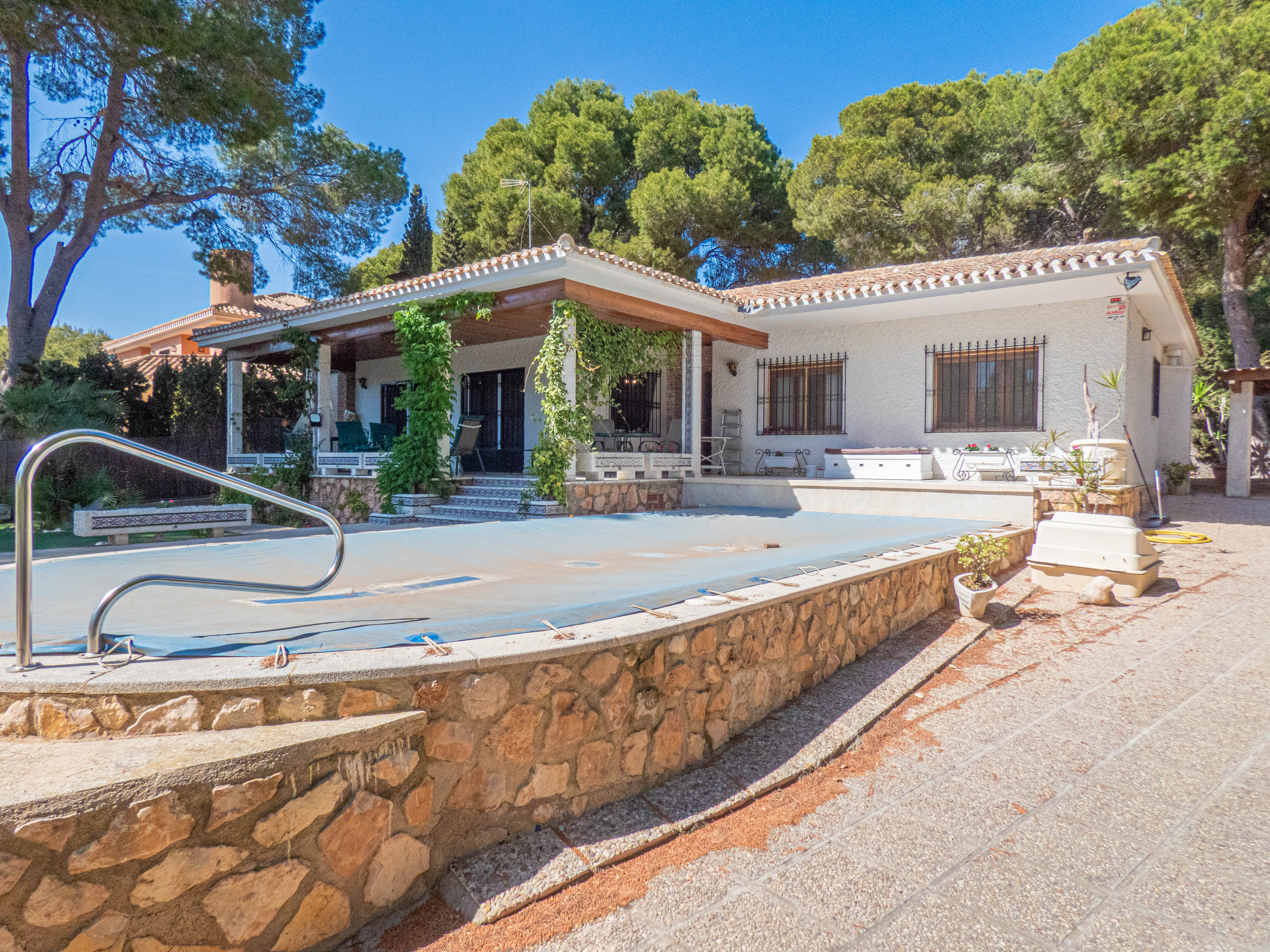 Villa te koop in Alicante 1