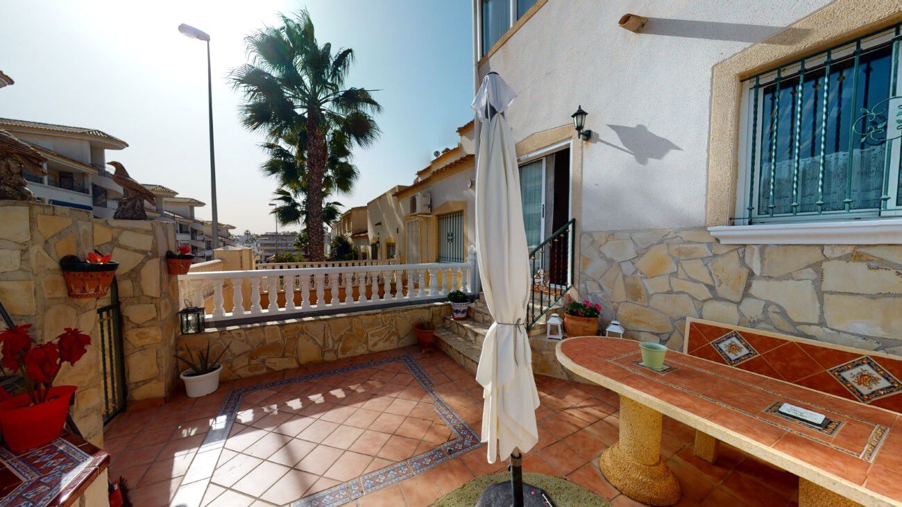 Townhouse na sprzedaż w Alicante 25