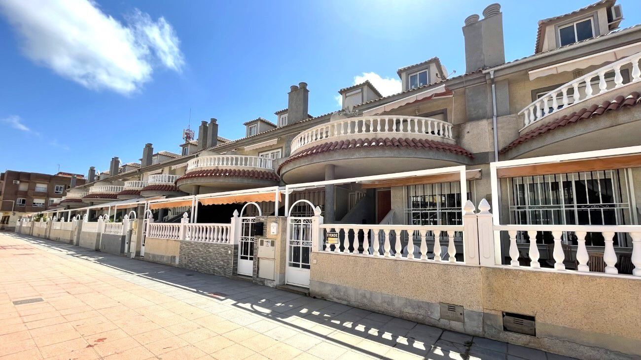 Property Image 630386-los-alcazares-townhouses-3-2