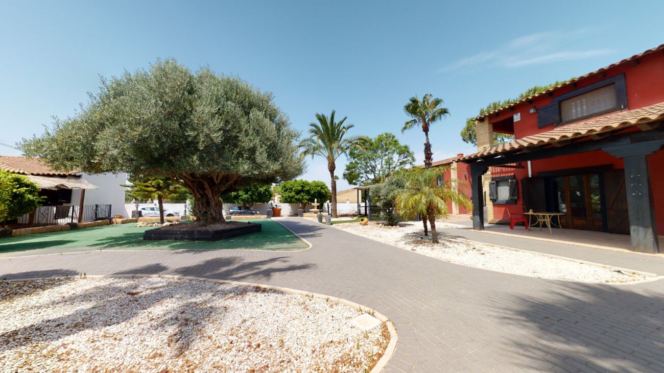 Villa te koop in Alicante 23