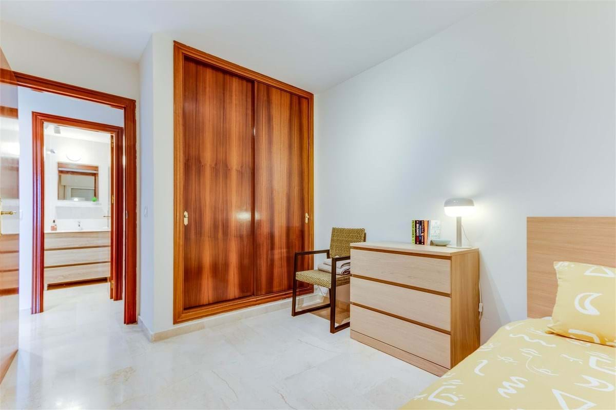 Apartment for sale in Benalmádena 9