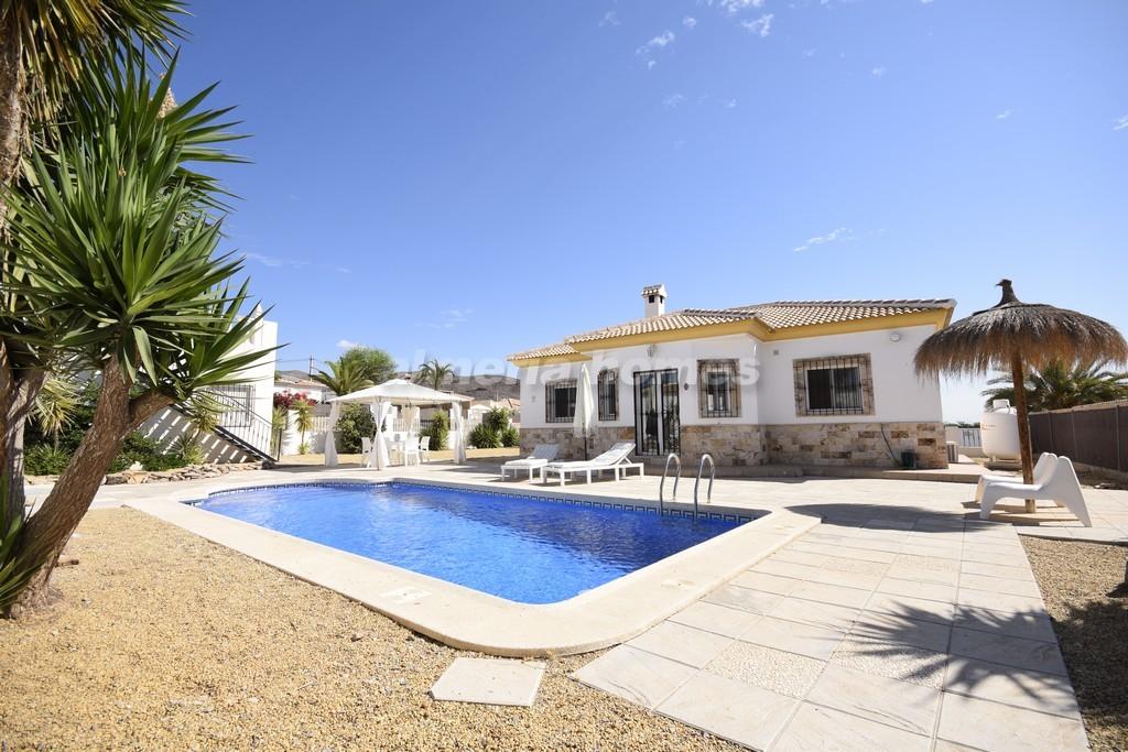 Villa for sale in Almería and surroundings 1