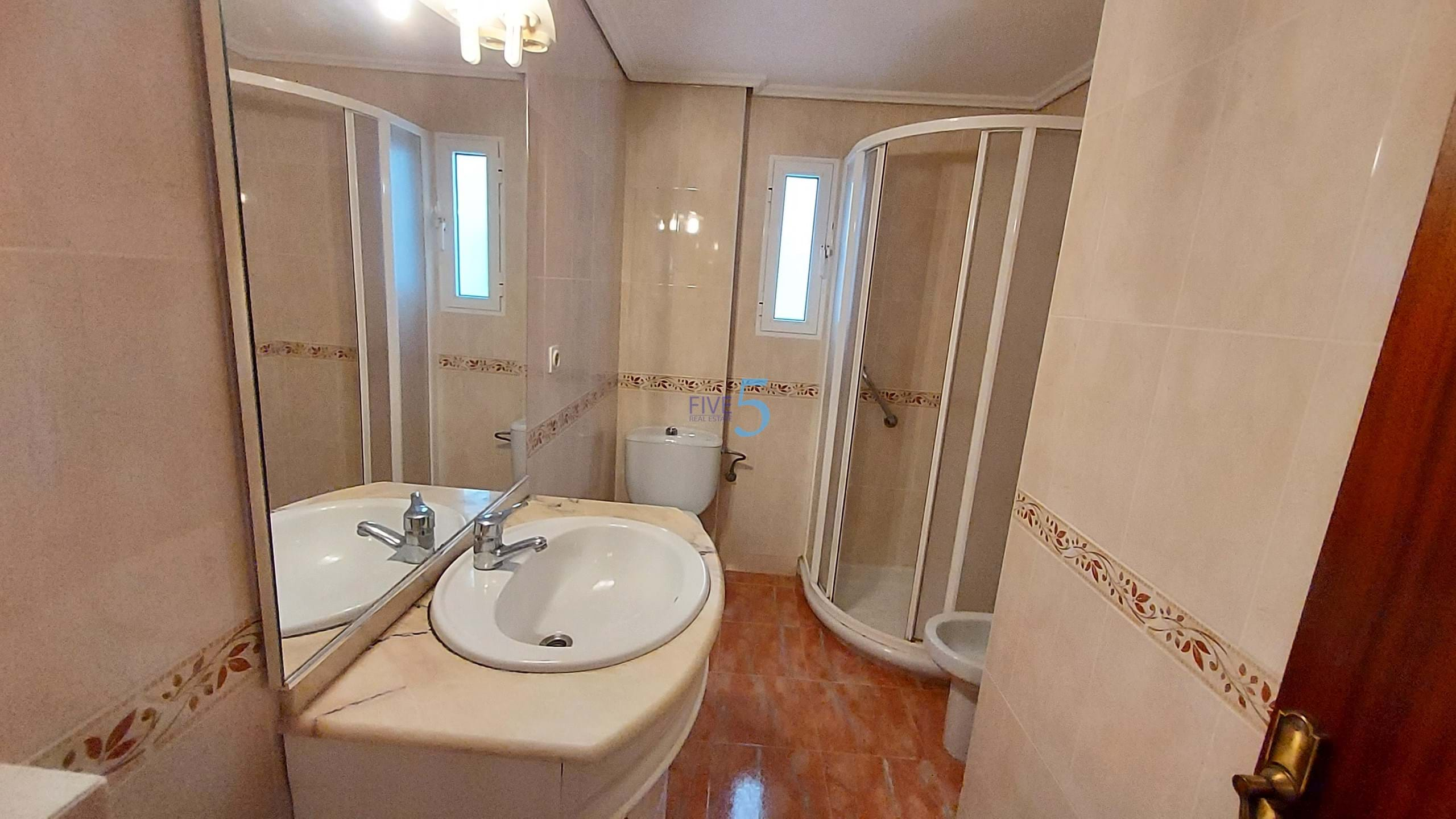 Apartment for sale in Valencia City 13