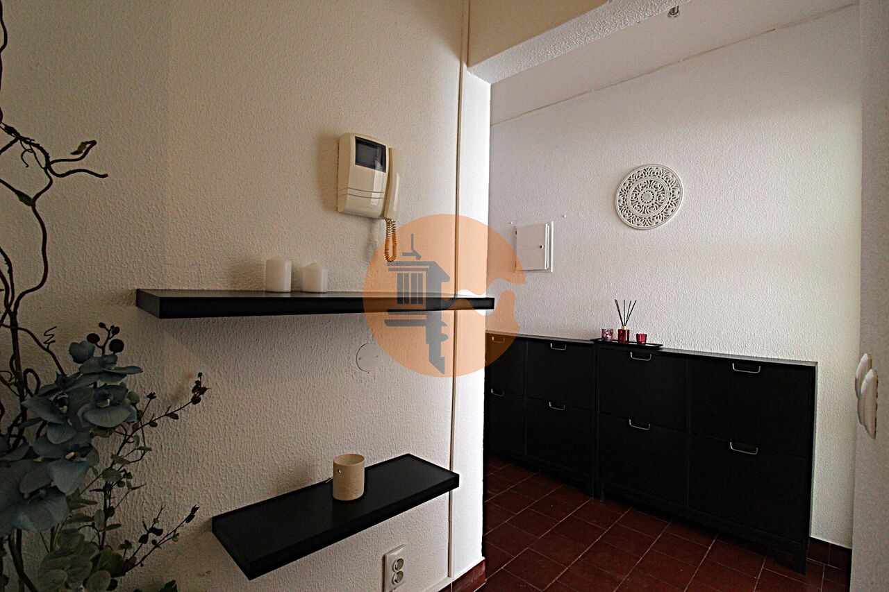 Apartment for sale in Faro 2