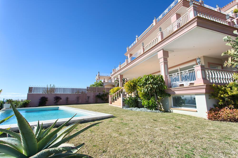 Villa for sale in Benahavís 42