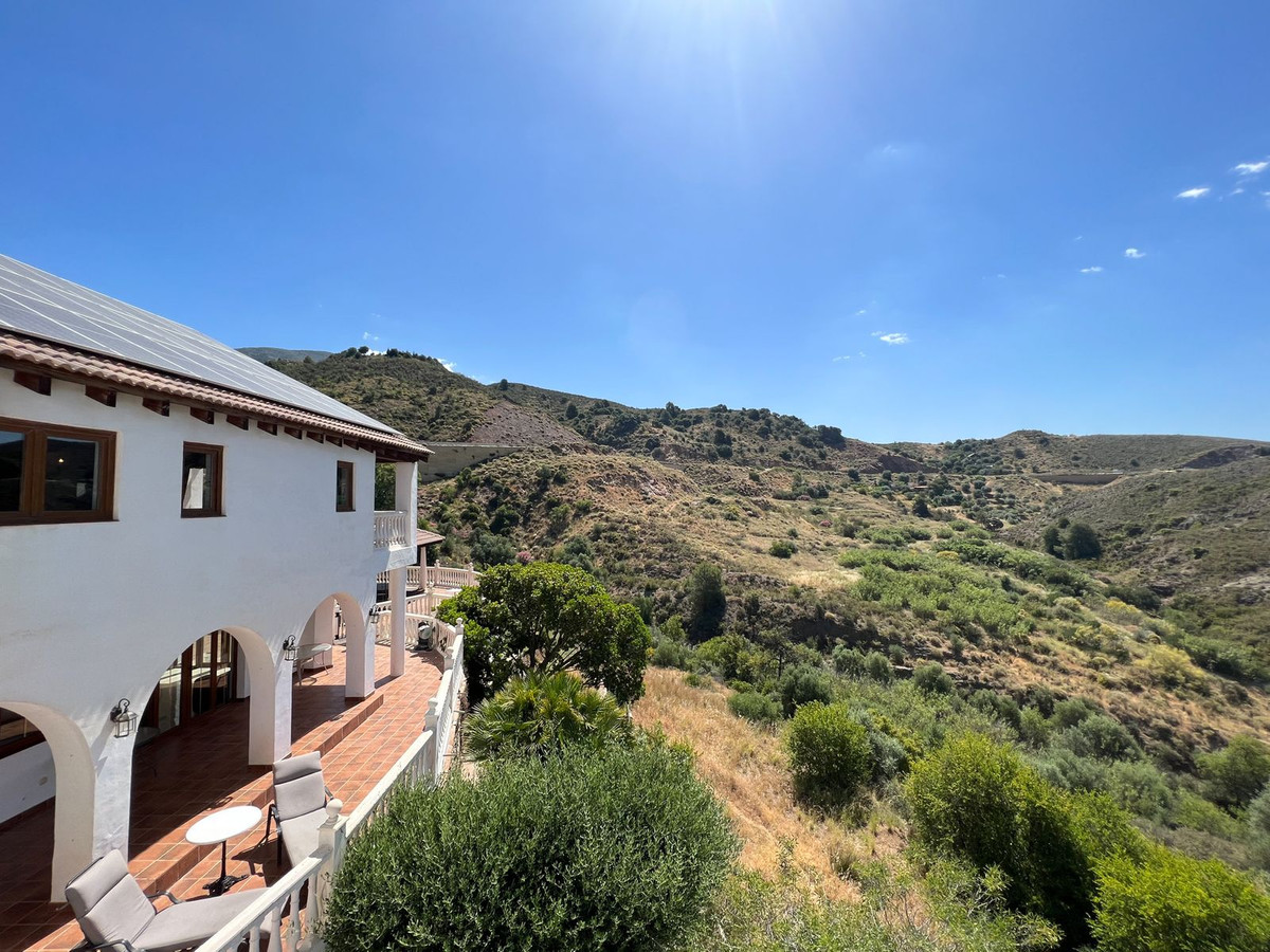 Villa for sale in Mijas 34