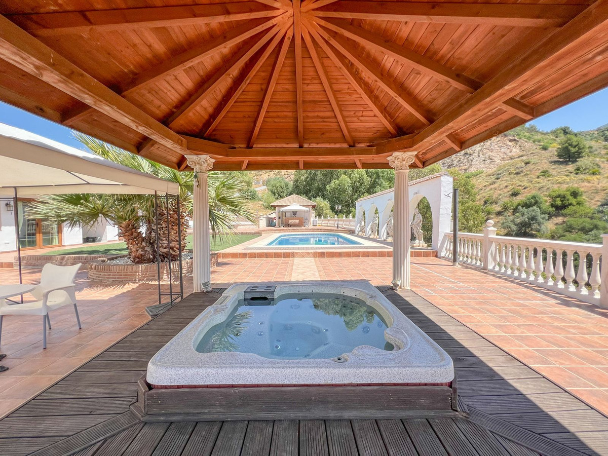 Villa for sale in Mijas 4