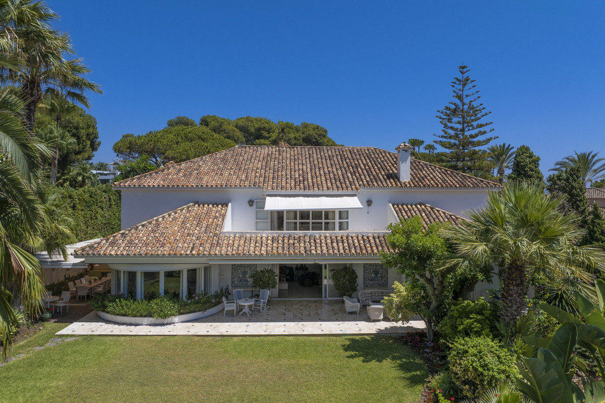 Chalé en venta en Marbella - East 2