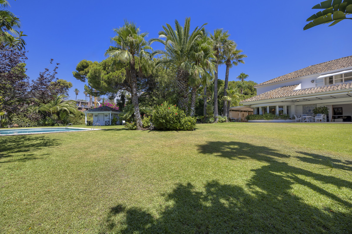 Chalé en venta en Marbella - East 32