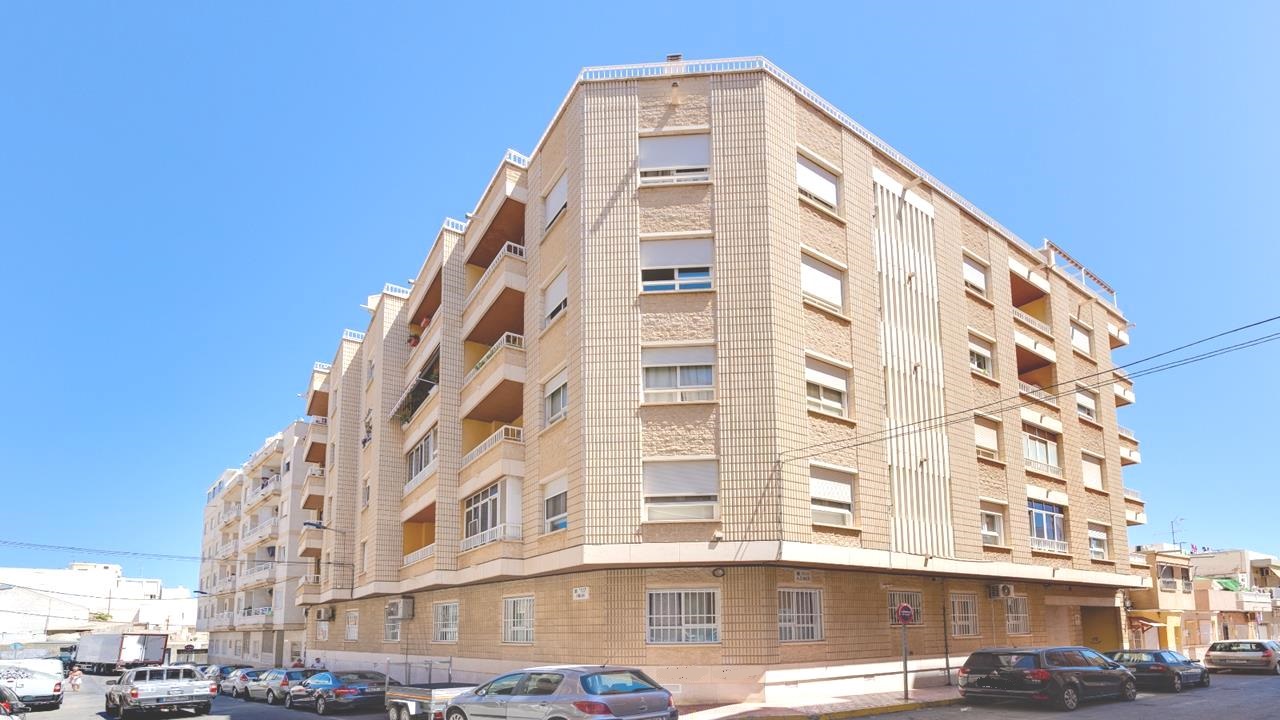 Property Image 630774-torrevieja-apartment-3-2