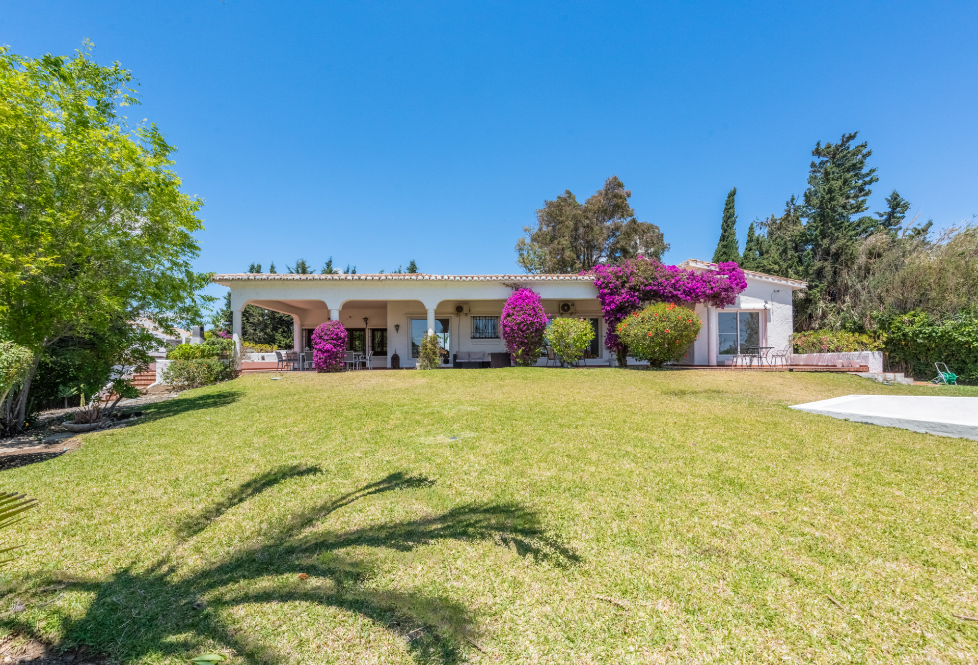 Haus zum Verkauf in Estepona 3