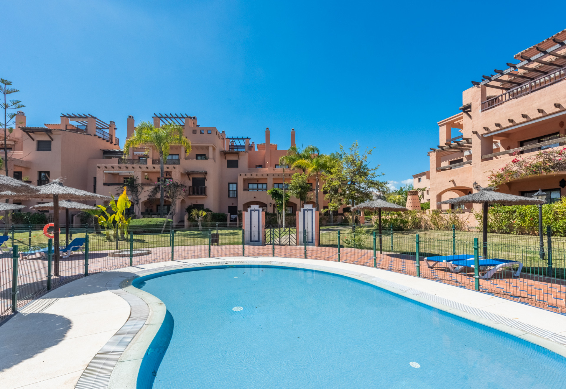 Apartamento en venta en Estepona 29