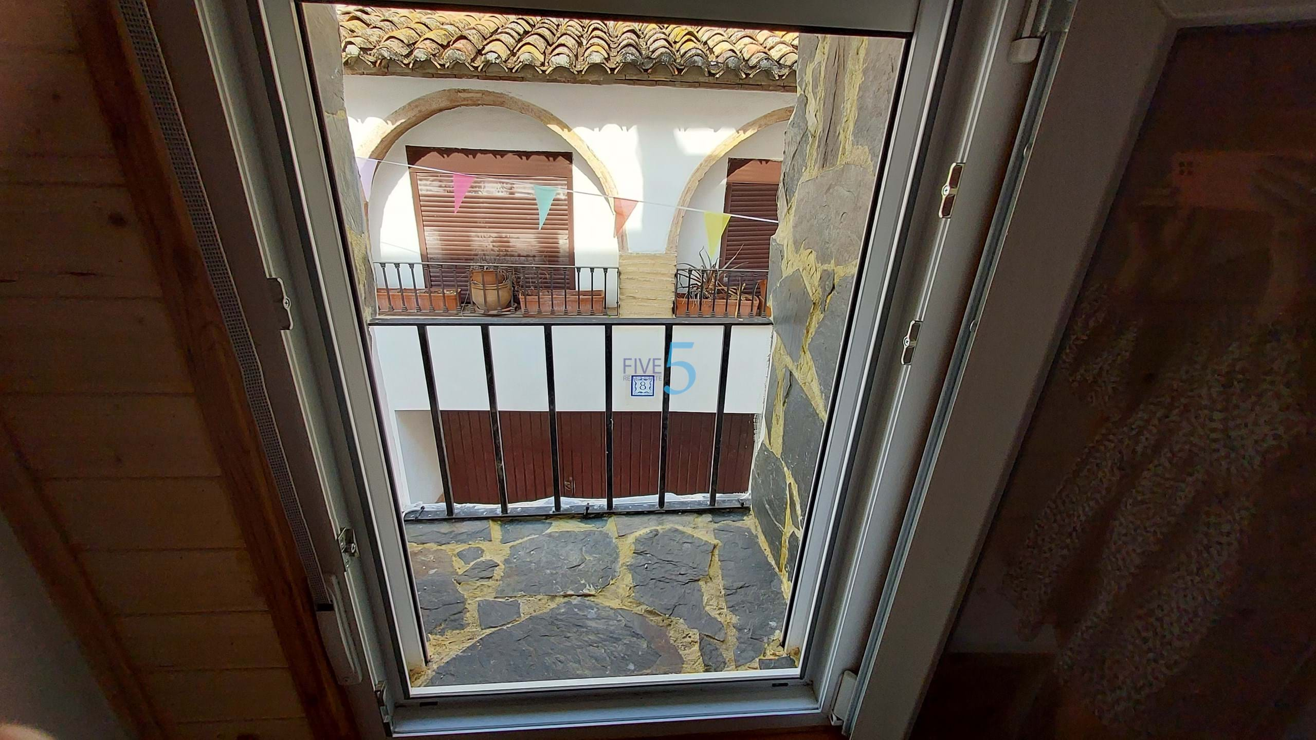 Townhouse for sale in Valencia City 18