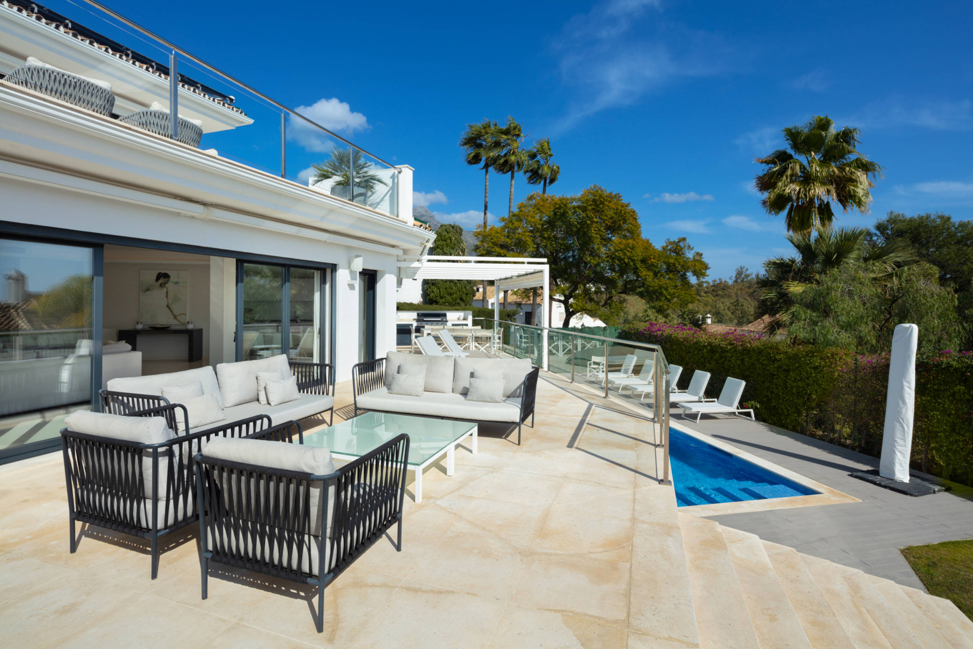 Villa for sale in Marbella - Nueva Andalucía 31