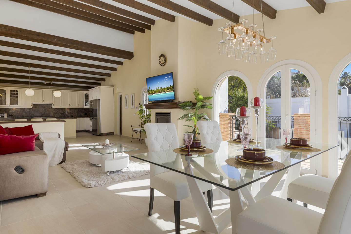 Villa te koop in Estepona 25