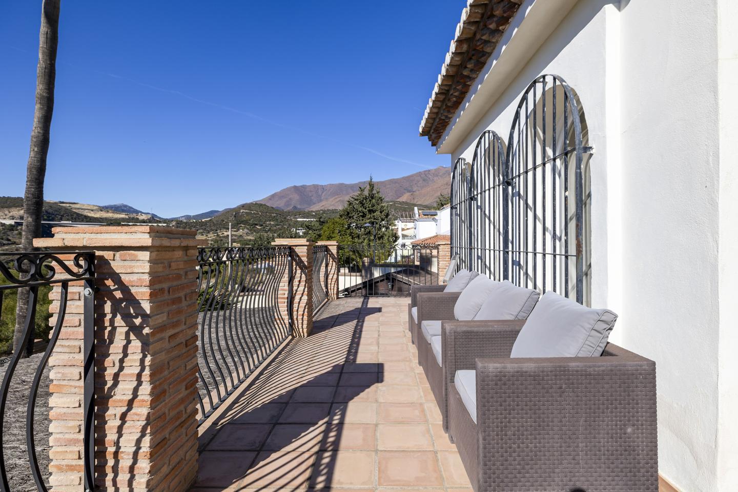 Villa till salu i Estepona 32