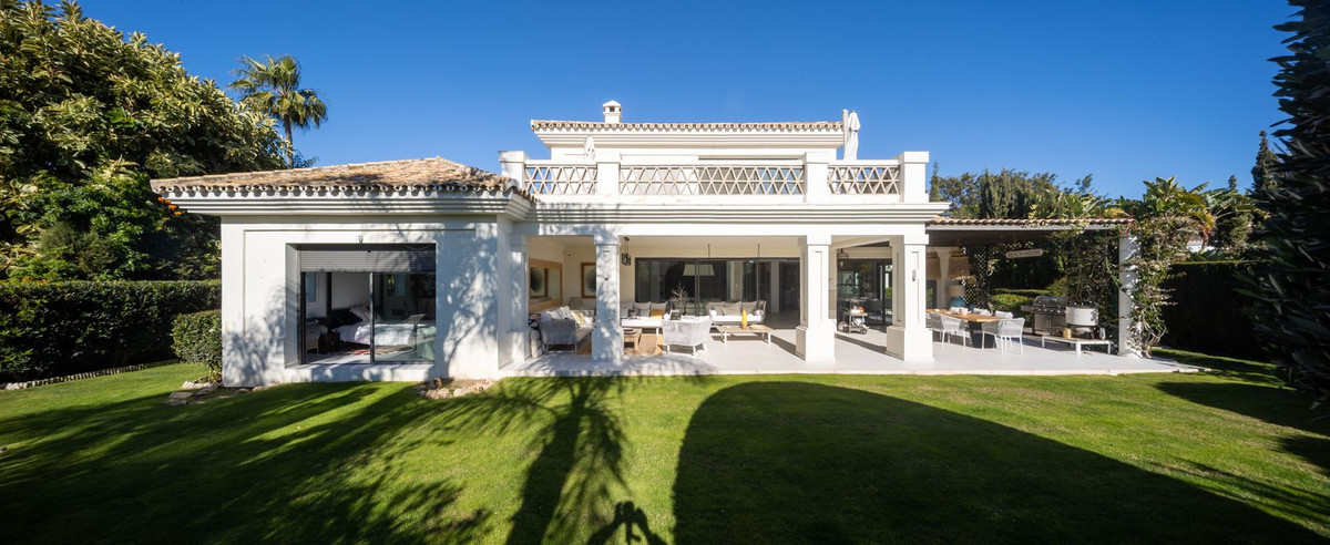 Villa for sale in Marbella - San Pedro and Guadalmina 18