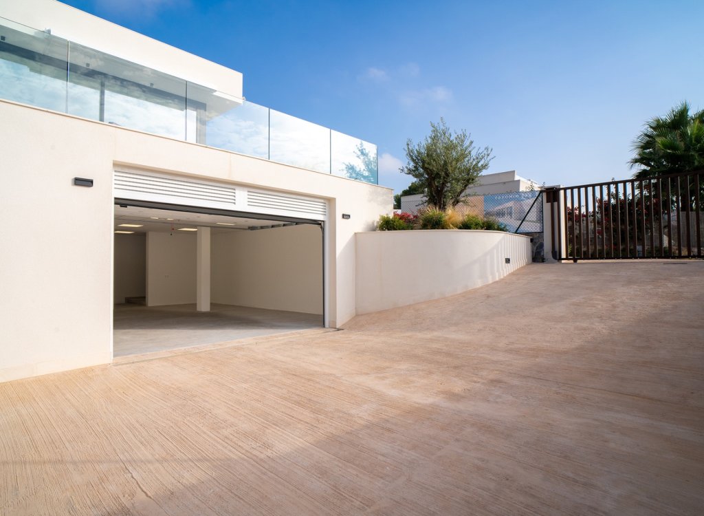 Villa for sale in Alicante 26